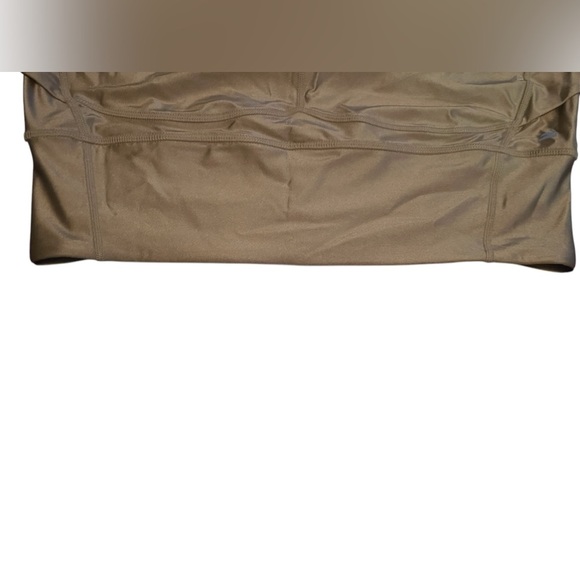 NWT - Fabletics OASIS SHINE HIGH-WAISTED POCKET 7/8
Gold Leggings XXL - Picture 3 of 5